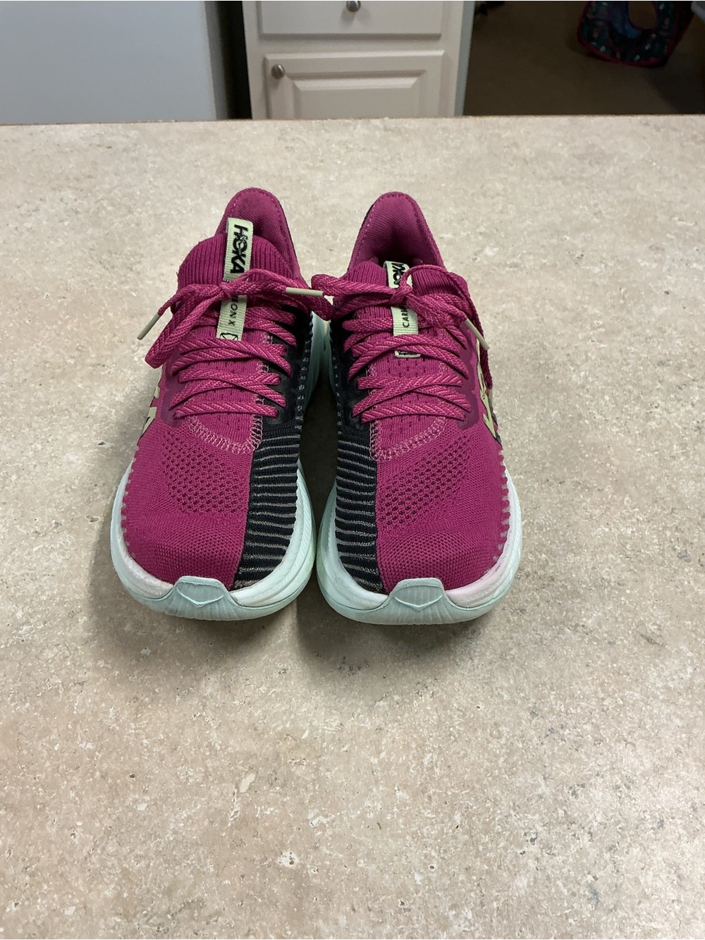 Hoka Carbon X 3 Women’s SZ 7 Running Shoe Festival Fuchsia/Black Hiking Trails - Picture 5 of 13